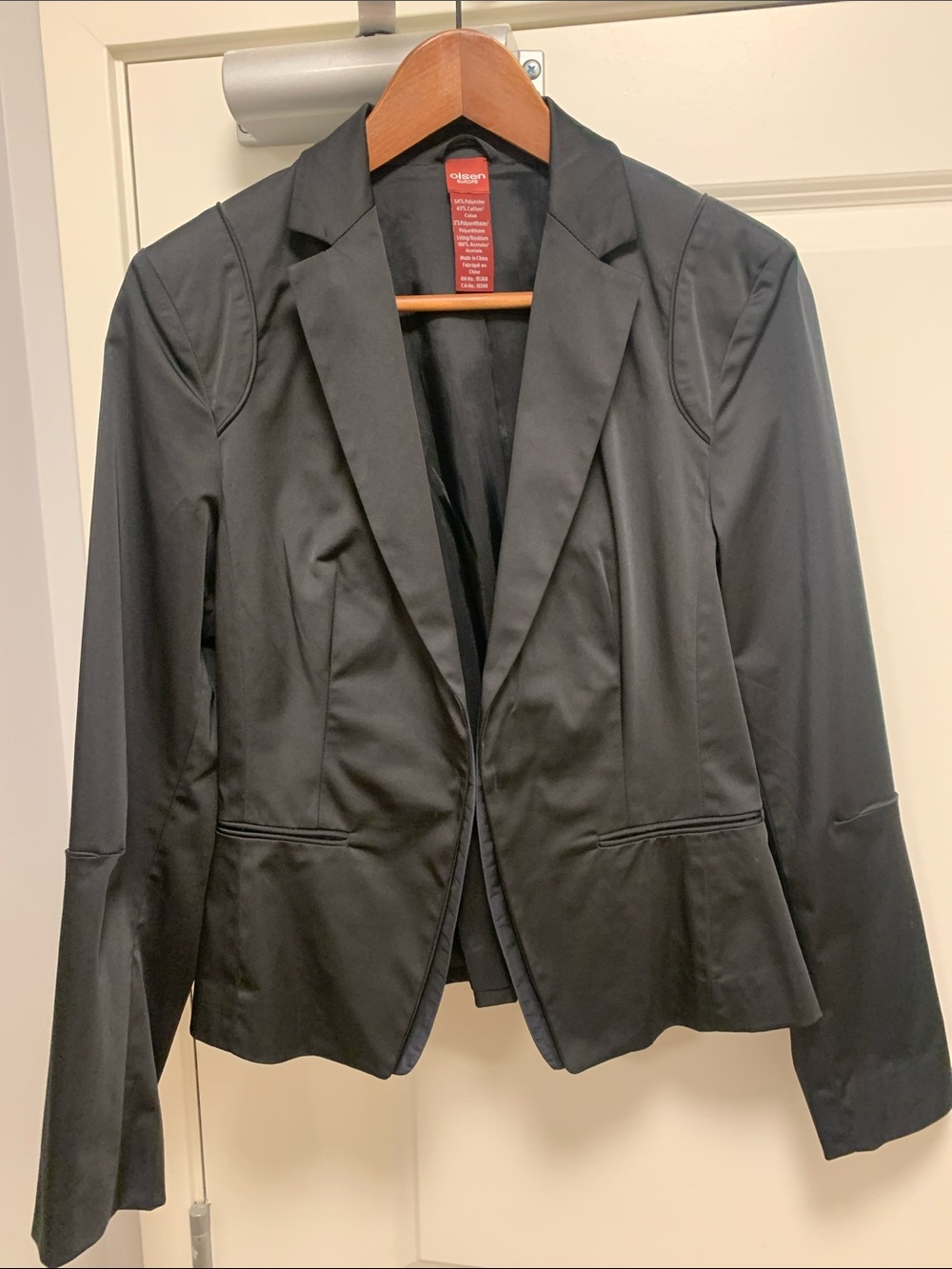 OLSEN Black Women's Tailored Blazer - Single-Button Fit